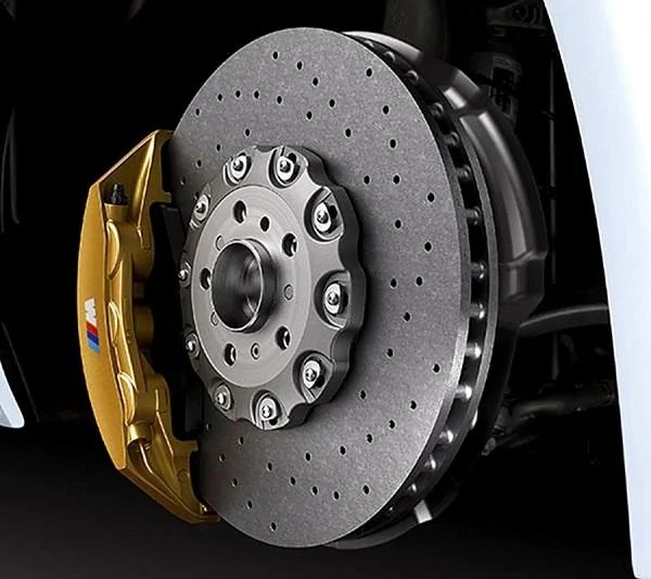 Front-Carbon-Ceramic-Rotor-Caliper-BMW-F8X-M3-M4-close.webp