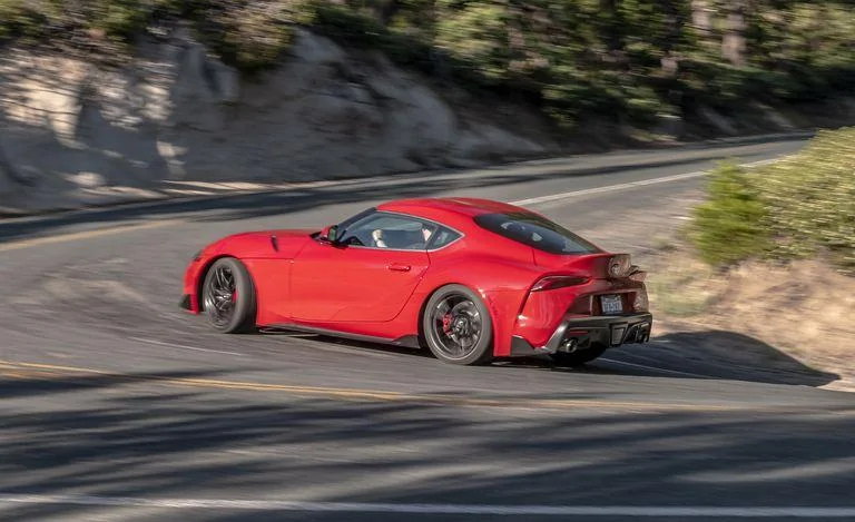 2020-toyota-supra-comparison-101-1566408590.jpg?crop=0.735xw:0.735xh;0.0935xw,0.webp