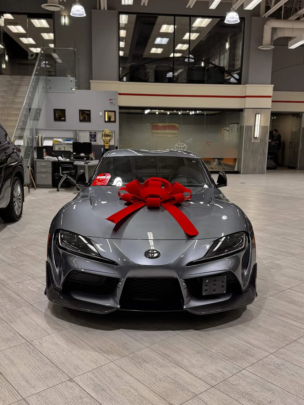 1773868619475-iv.webp