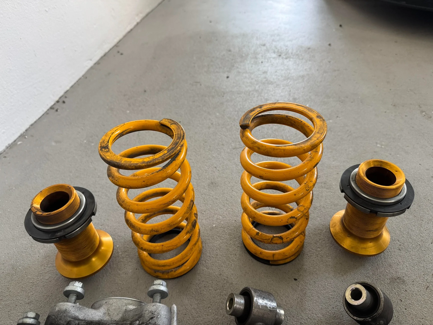Ohlins rear springs and perches.webp