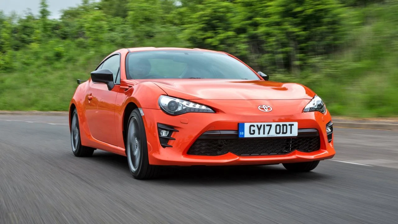 toyota-gt86-047.webp