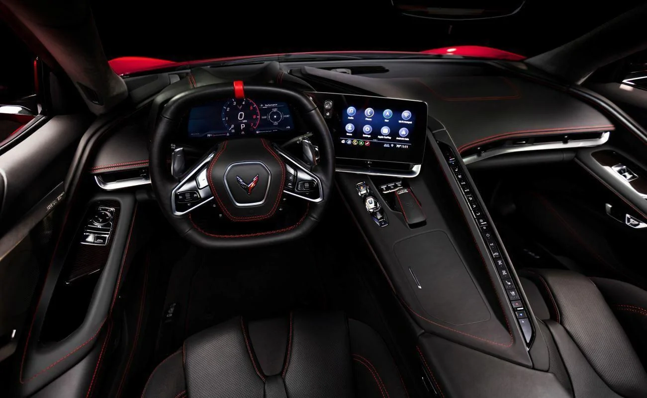 C8_Corvette_Interior.webp