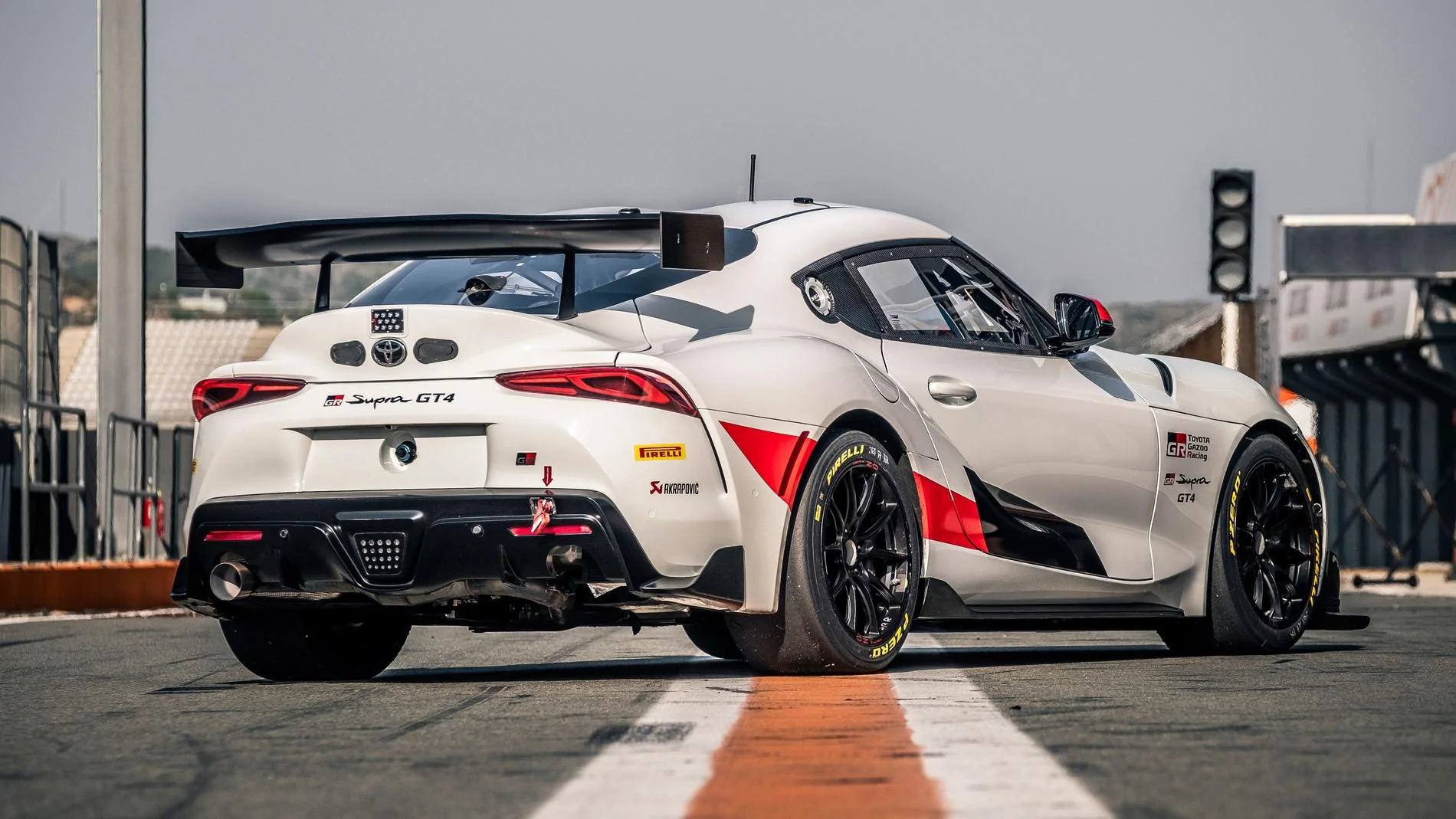 2020-toyota-supra-gt4-2.webp