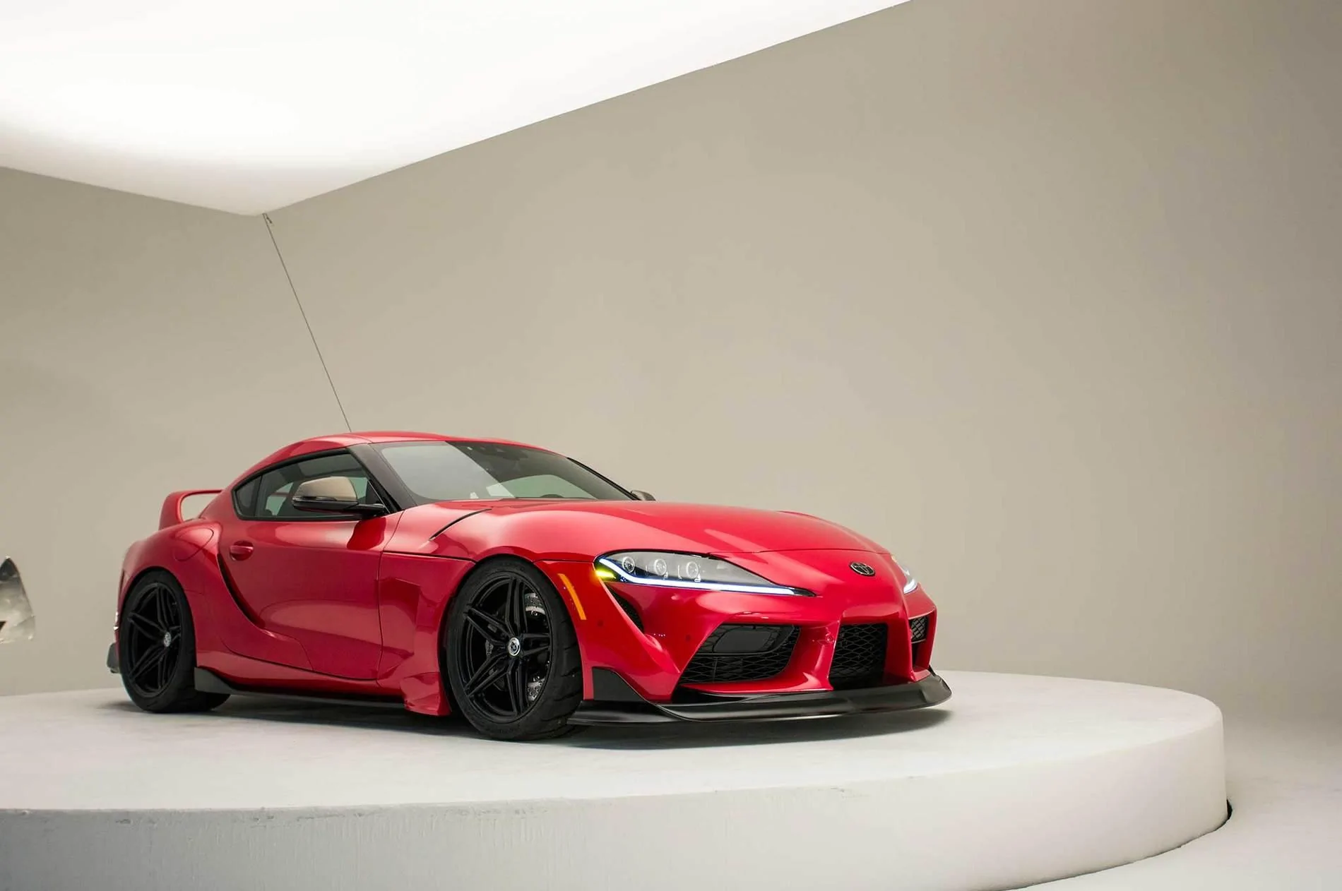 Heritage-Edition-Toyota-Supra-Passenger-Side-Front-View-01.webp