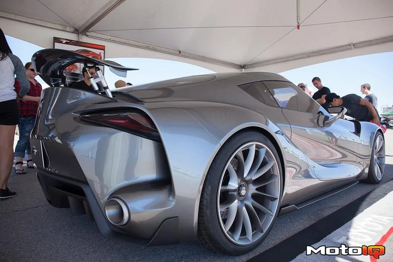 siv2015_moto_show_17-L.webp