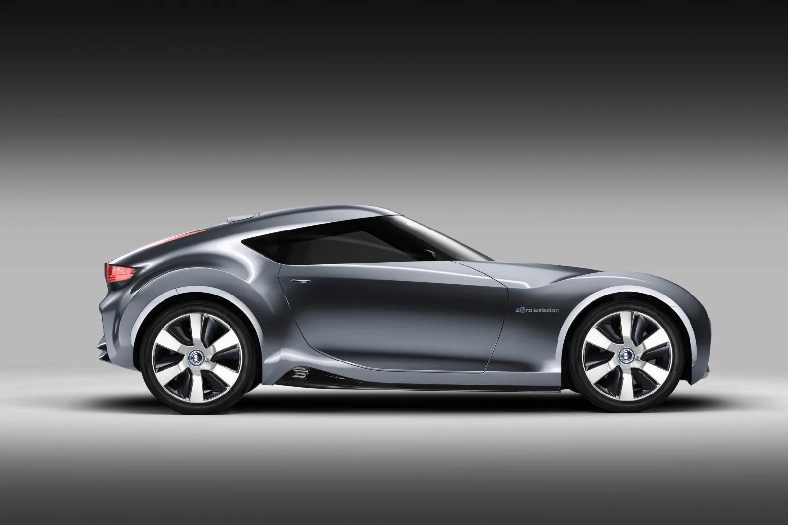 2011-nissan-esflow-3_1600x0w.webp