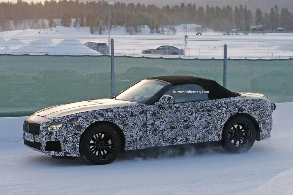 bmw-z5-spied-front-three-quarters.webp