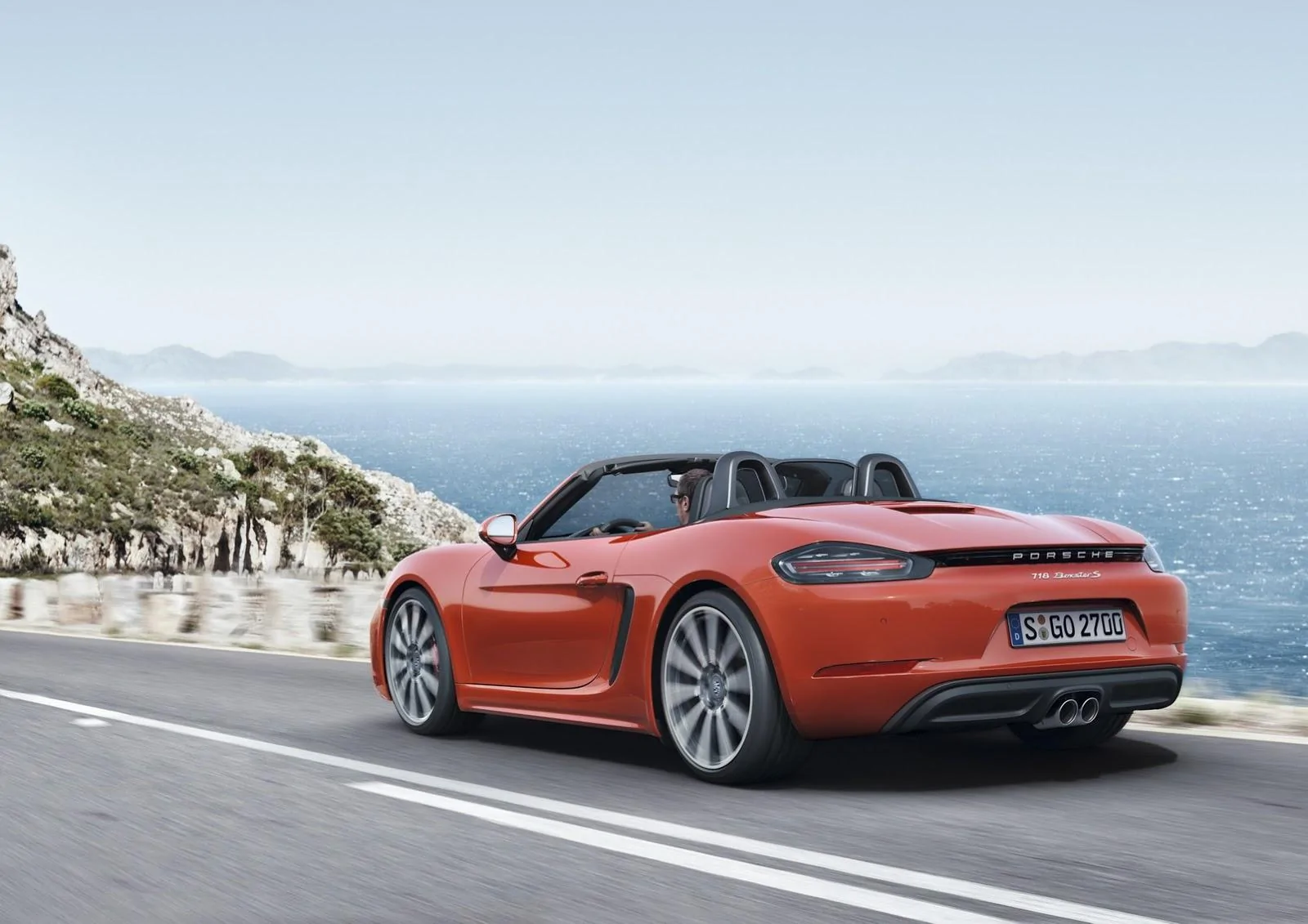 New-Porsche-718-2.webp