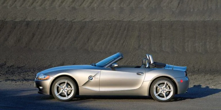 gallery-1466424936-images-bmw-z4-2002-7.webp