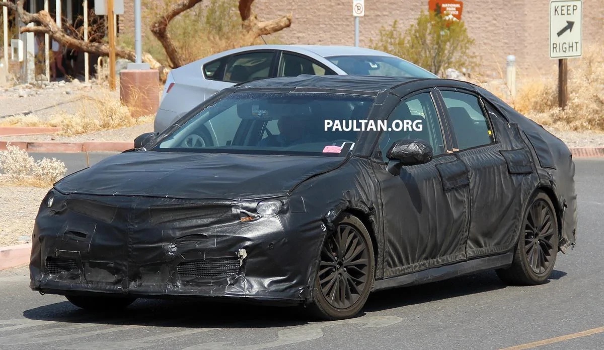 2018-Toyota-Camry-Spy-09-1200x695.webp