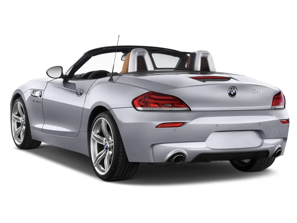 2016-bmw-z4-2-door-roadster-sdrive35is-angular-rear-exterior-view_100544591_l.webp