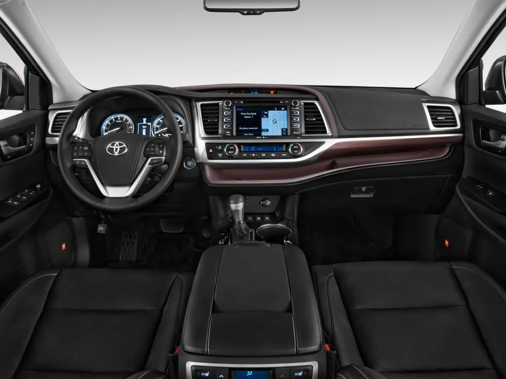 2016-toyota-highlander-fwd-4-door-v6-limited-platinum-natl-dashboard_100538207_l.webp