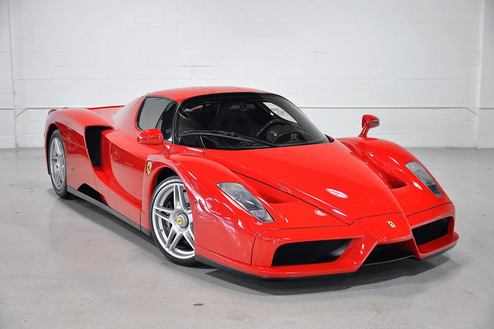 Ferrari-Enzo-3.webp