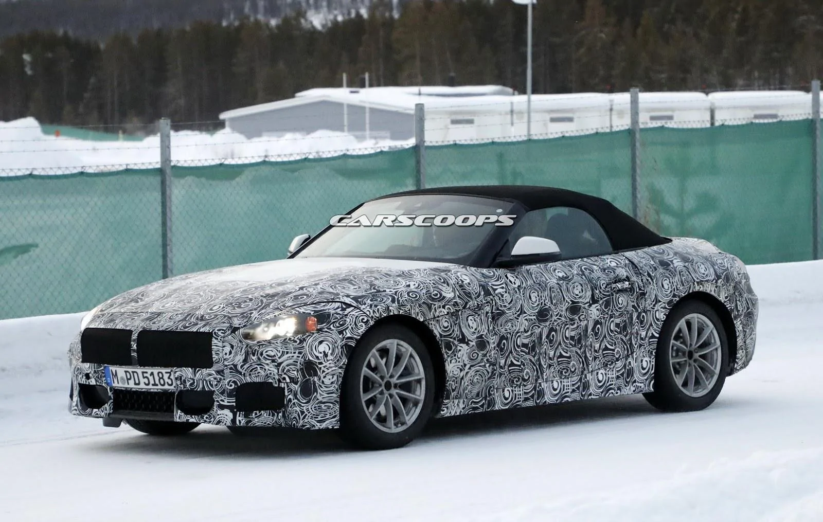 2018-BMW-Z5-Roadster-10.webp