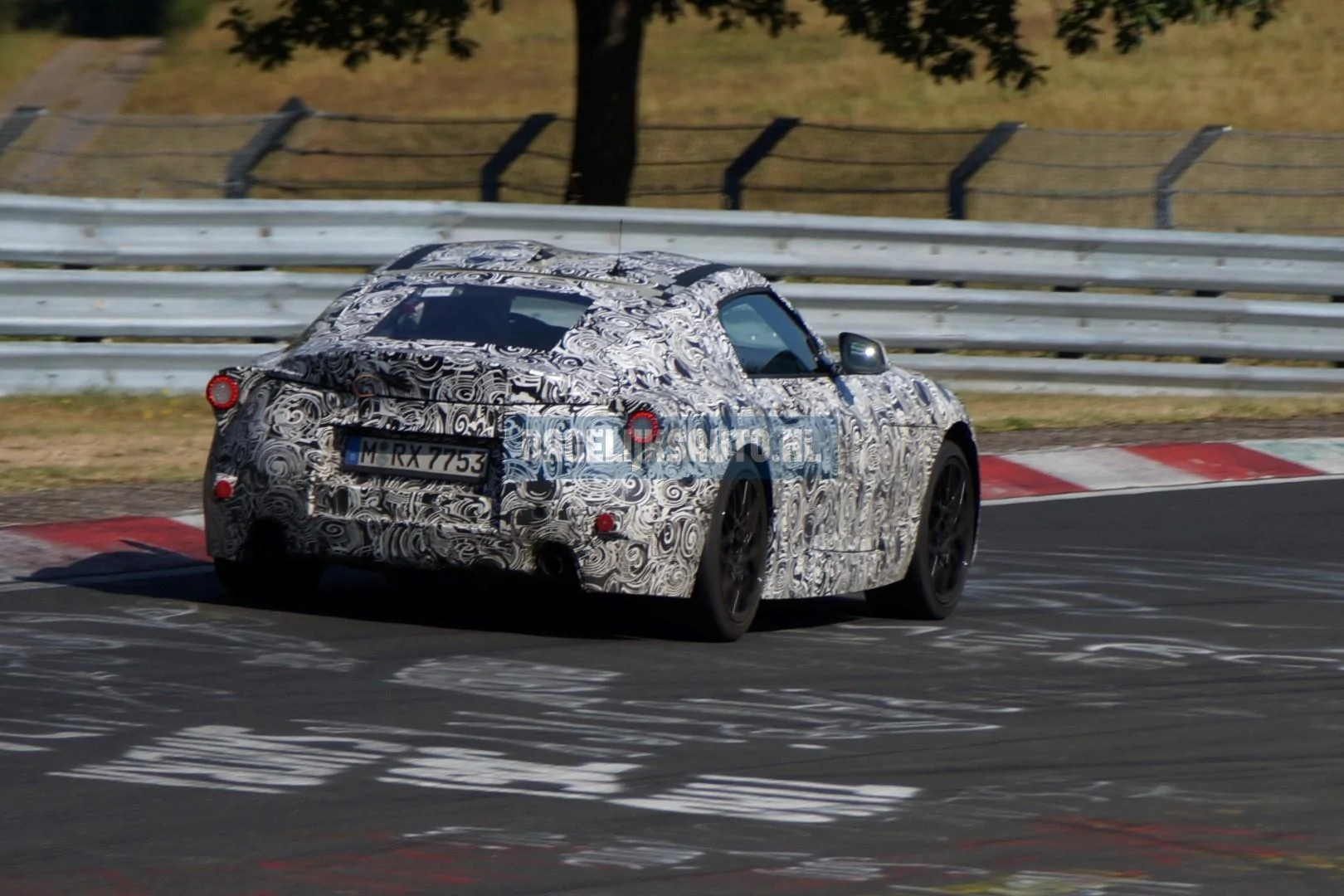 Toyota-Supra-2018-spionage-13.webp