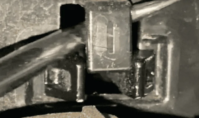 A90-T-clip.webp