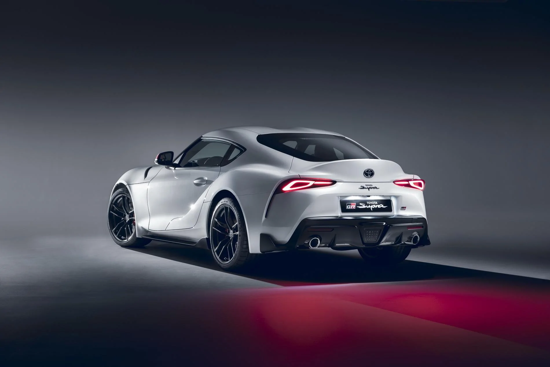 2020-Toyota-GR-Supra-2LT-02.webp