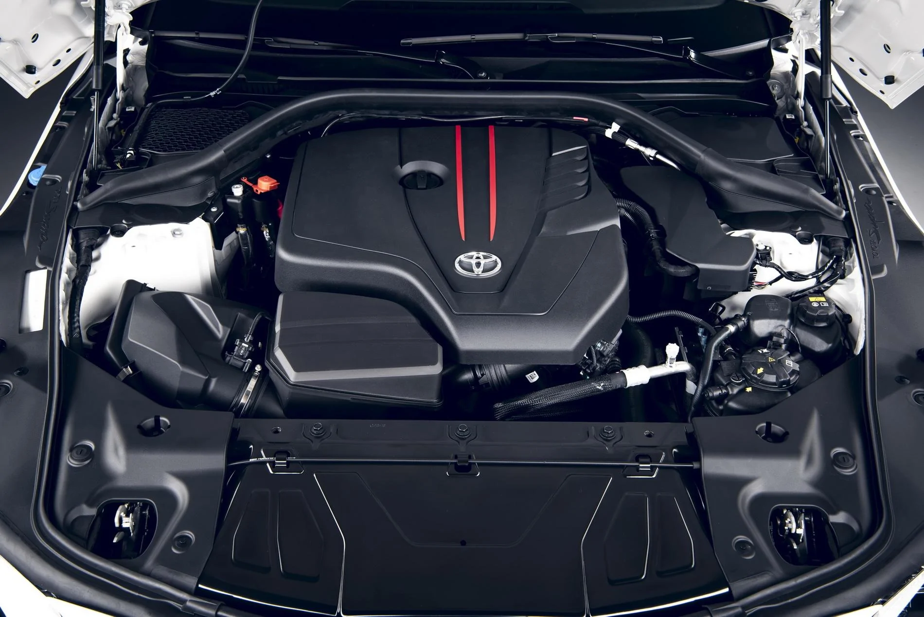 2020-Toyota-GR-Supra-2LT-11.webp