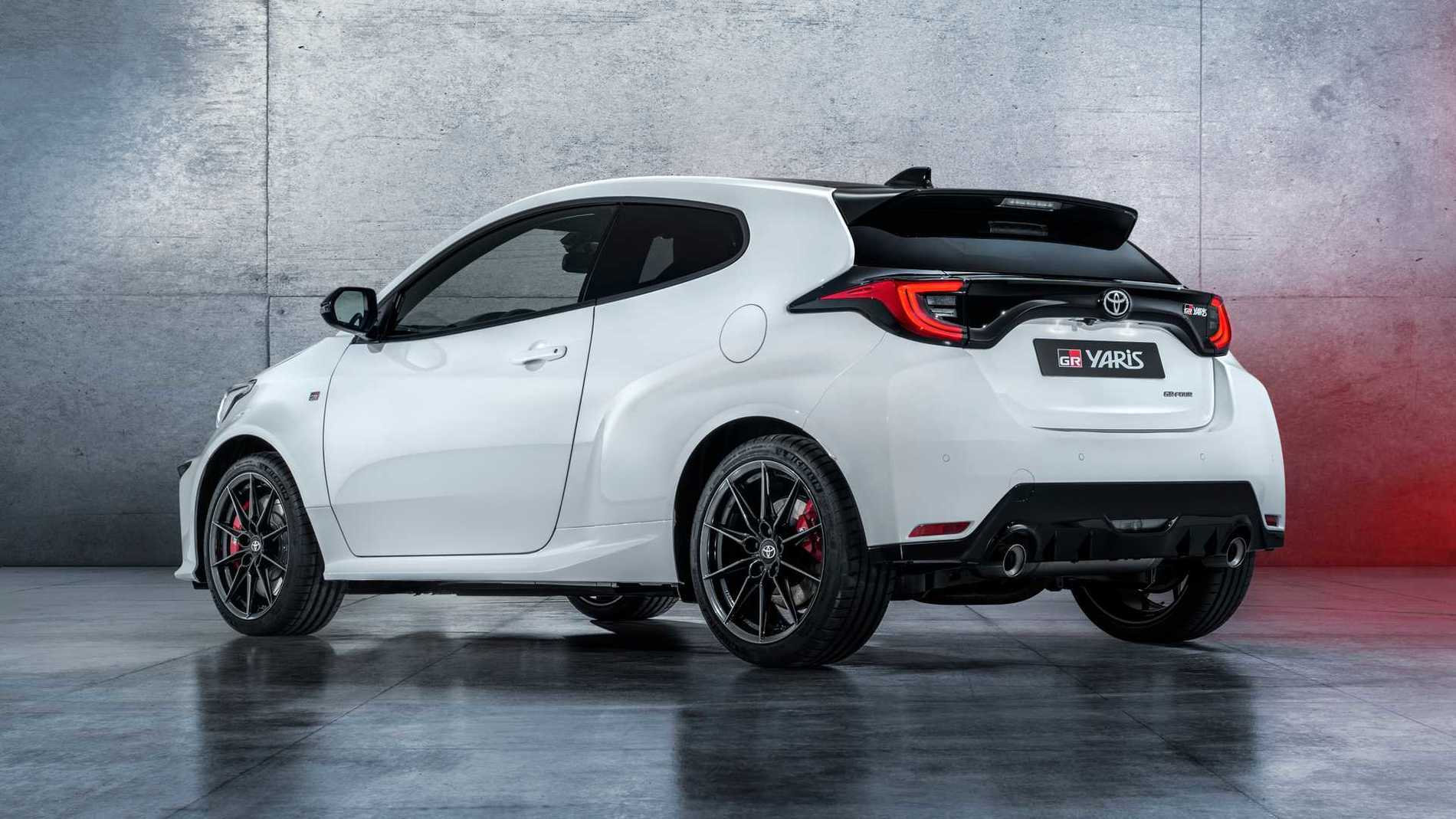 2020-toyota-gr-yaris.jpg