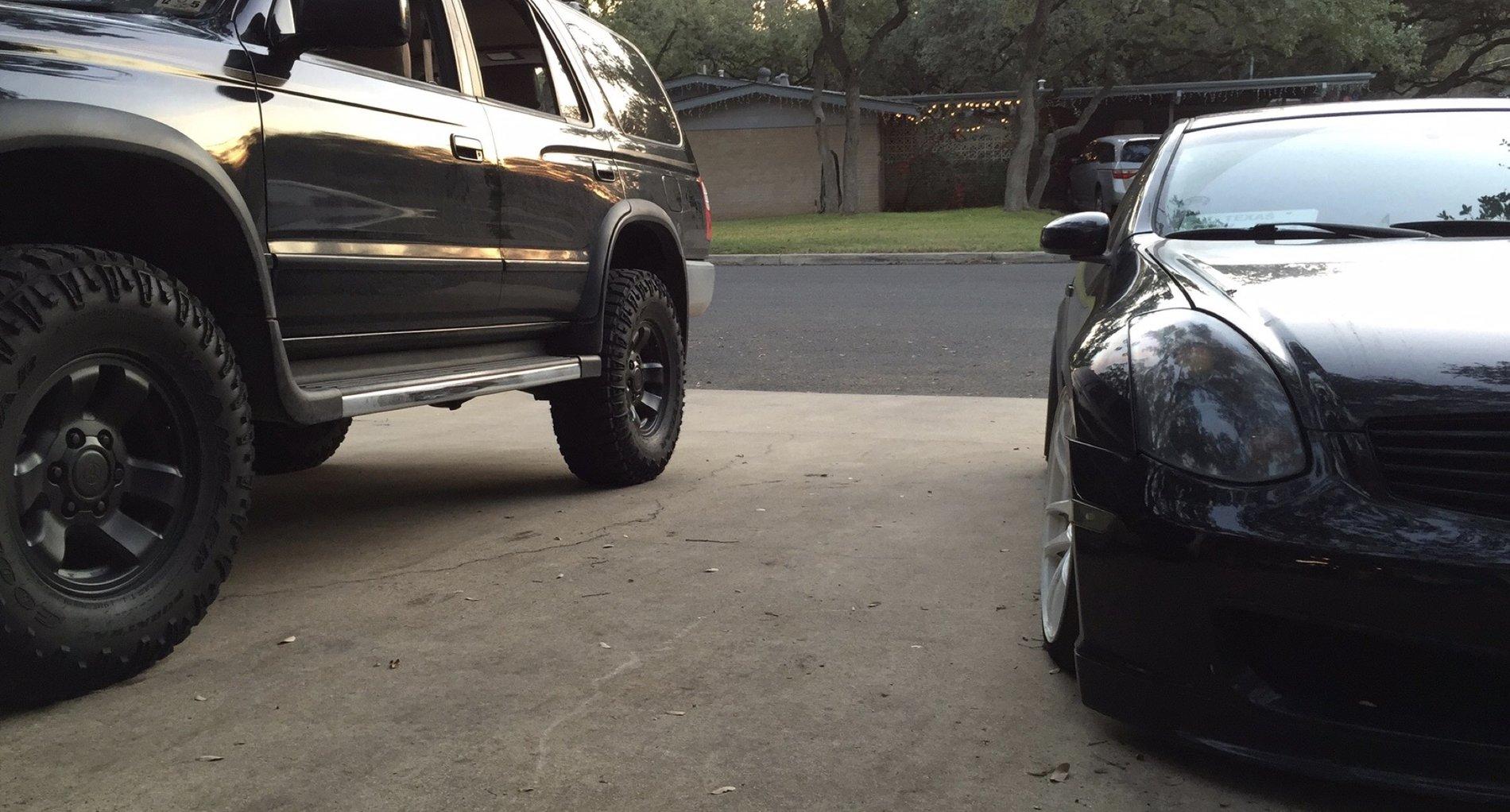 G35 and 4Runner.jpg
