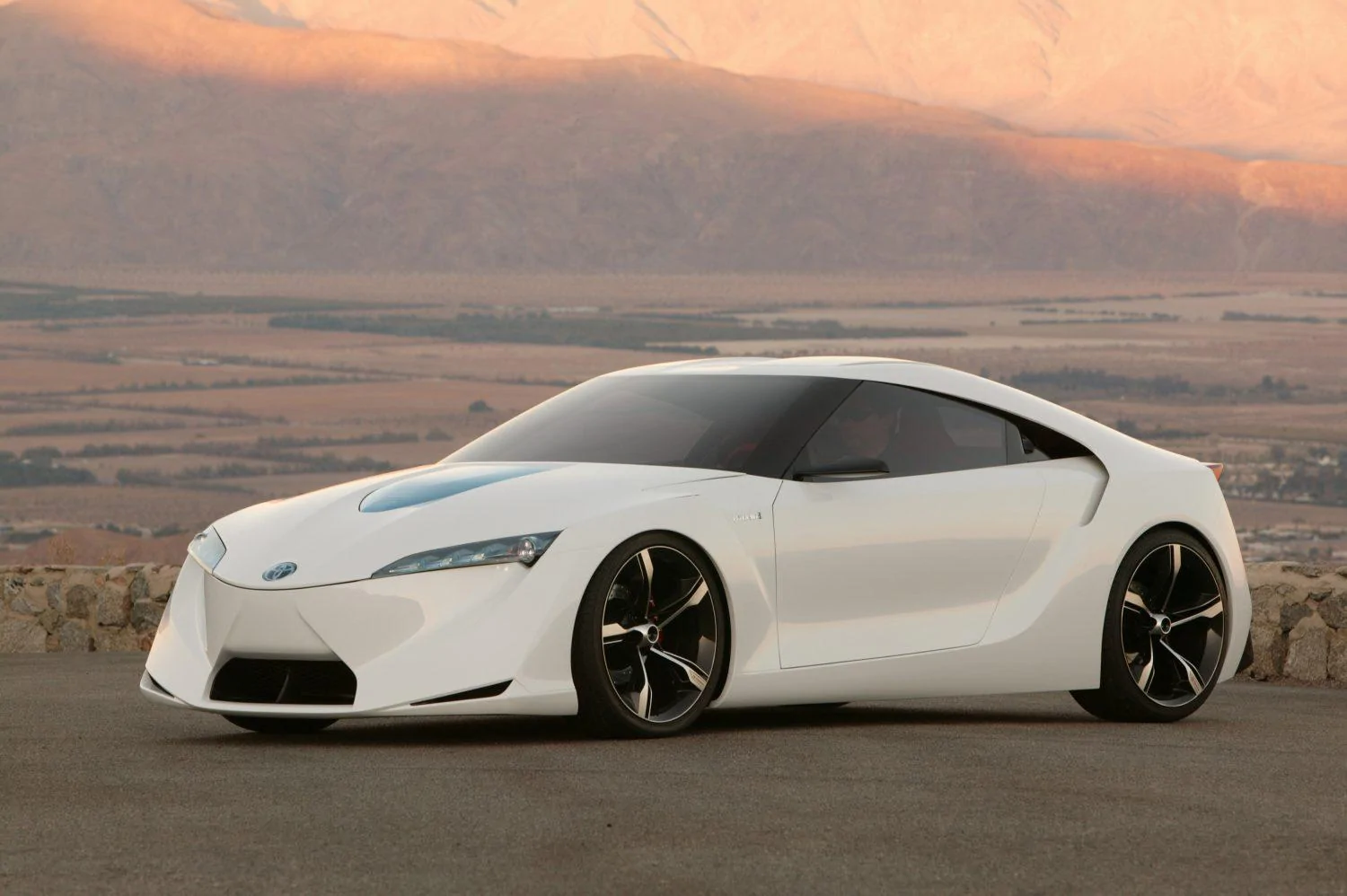 2007_01_22_FT-HS_Concept-1500x998.jpg