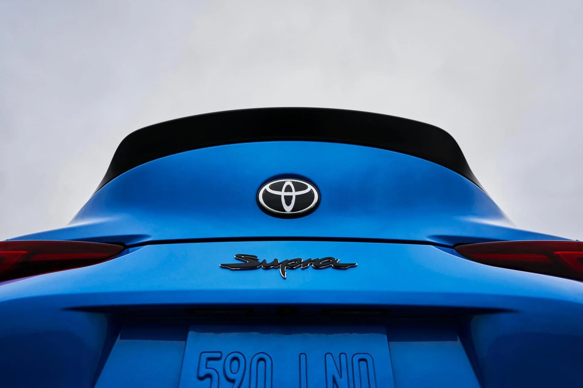 2021-Toyota-GR-Supra-A91-Edition-9.webp