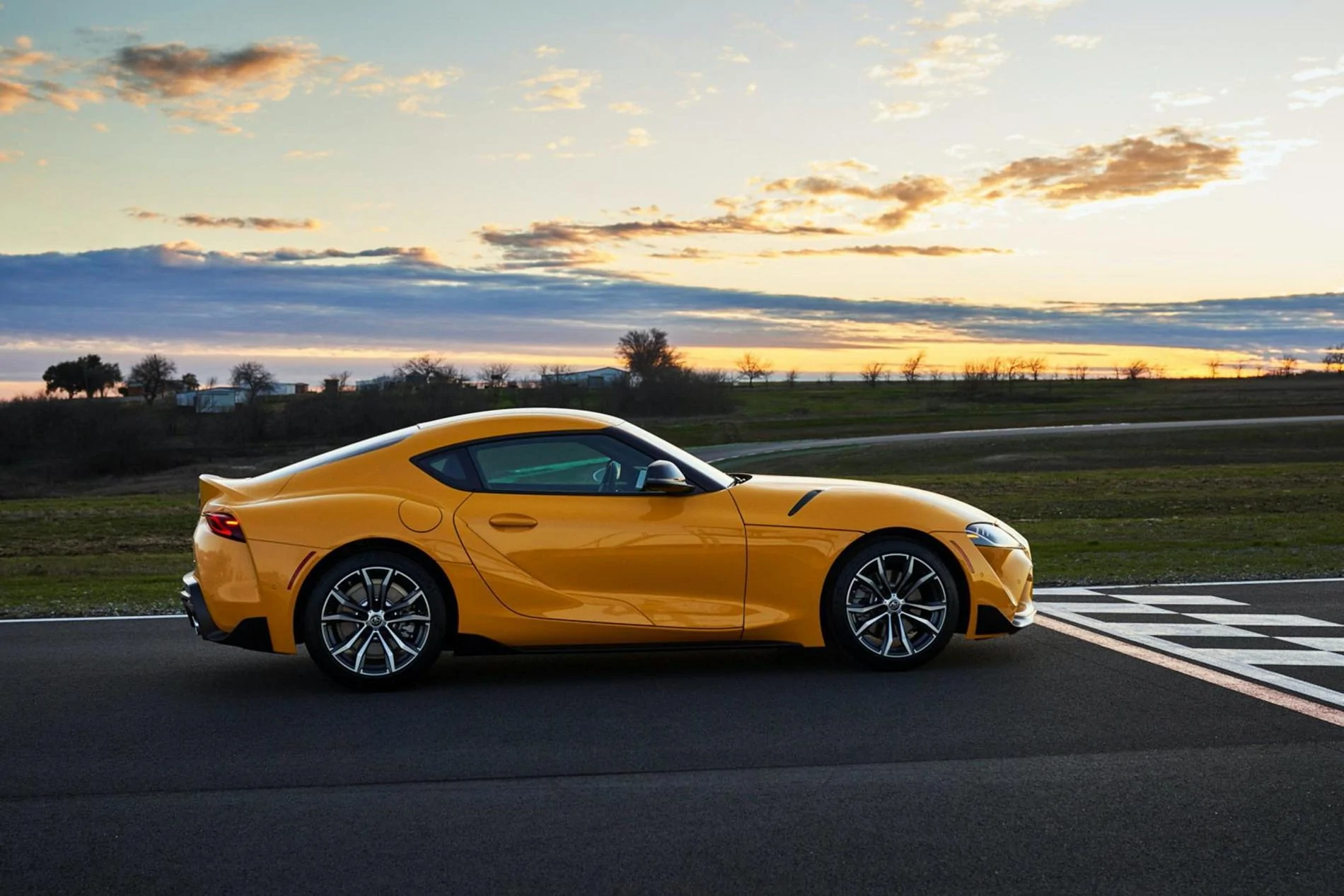 2021-Toyota-GR-Supra-2.0-15.webp