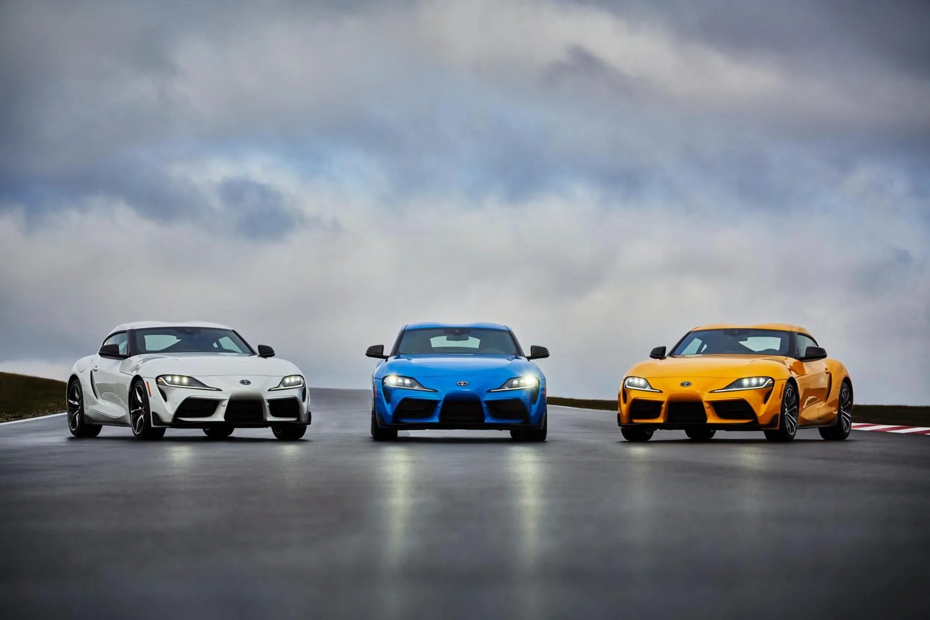2021-Toyota-GR-Supra-family-11.webp