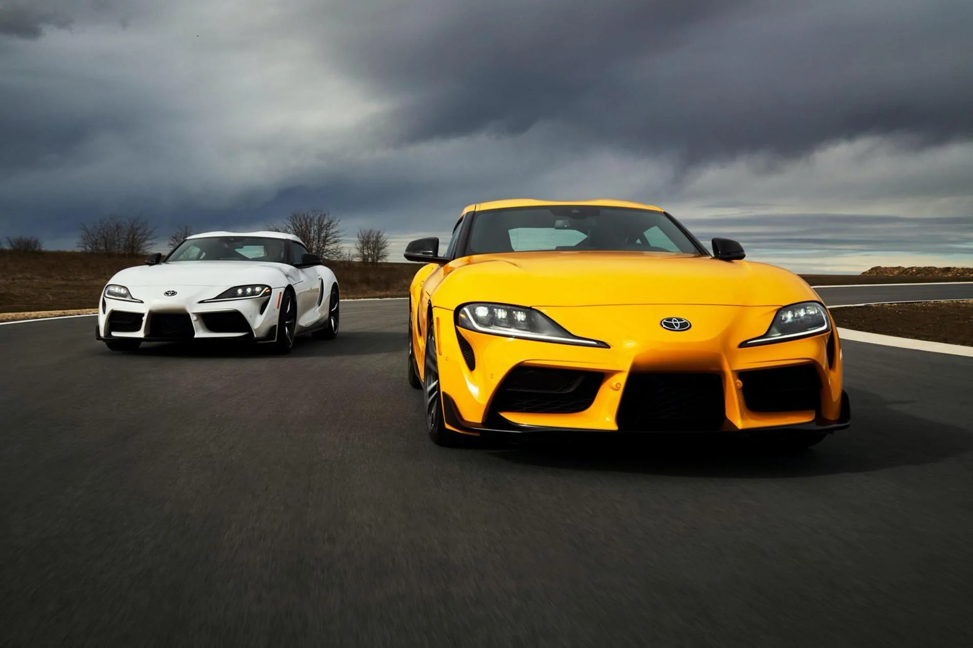 2021-Toyota-GR-Supra-family-1.webp