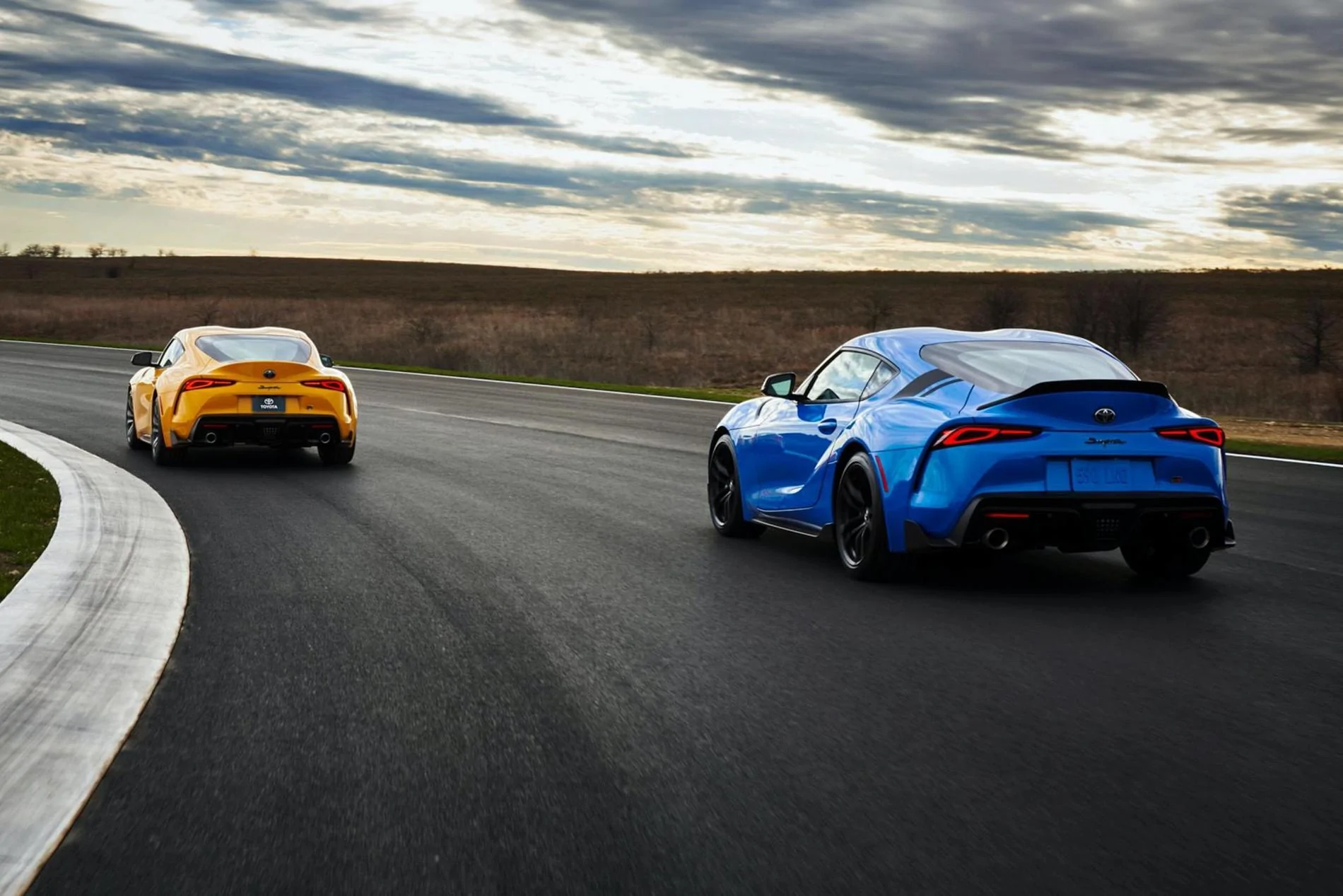 2021-Toyota-GR-Supra-family-7.webp