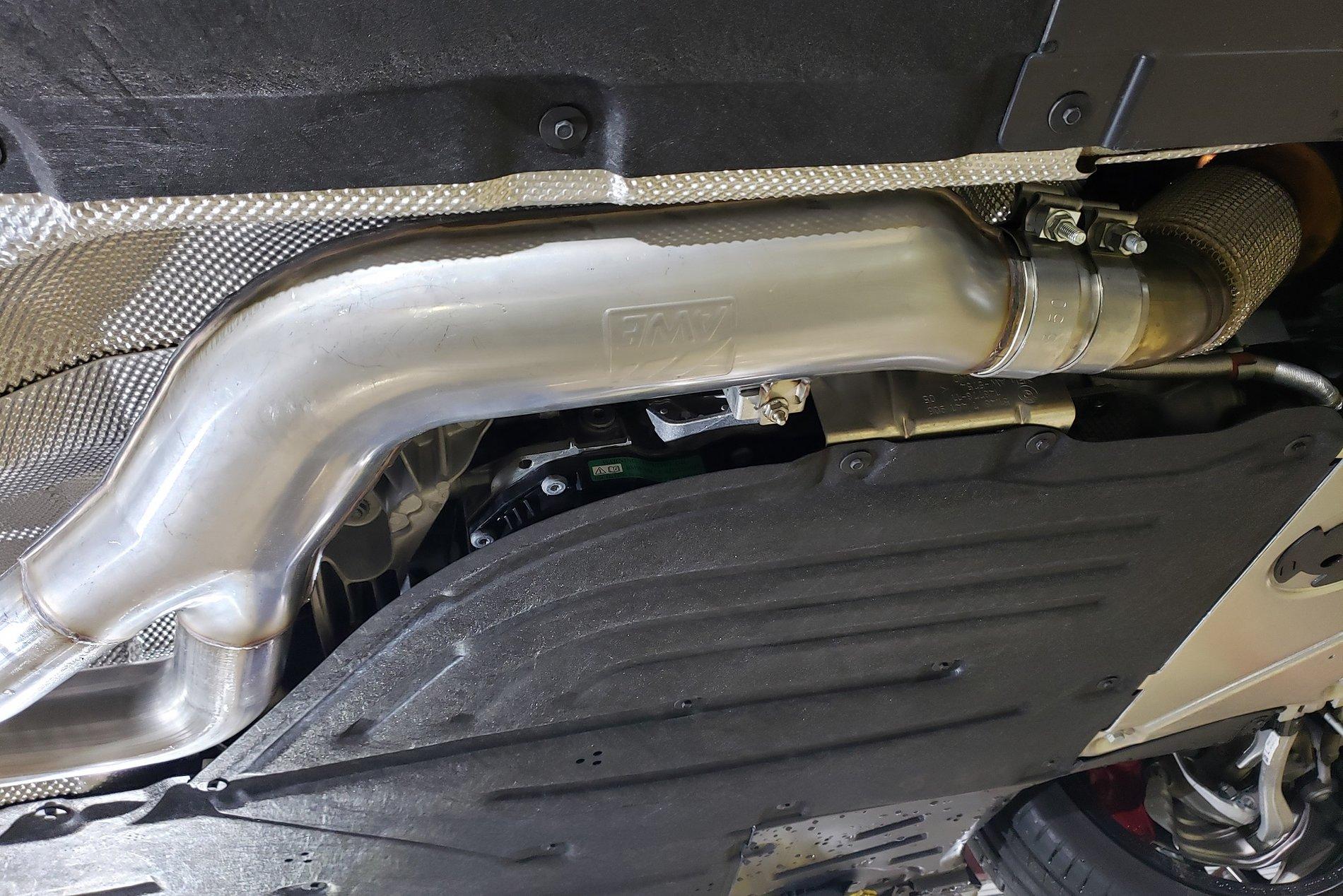 AWE downpipe connection.jpg