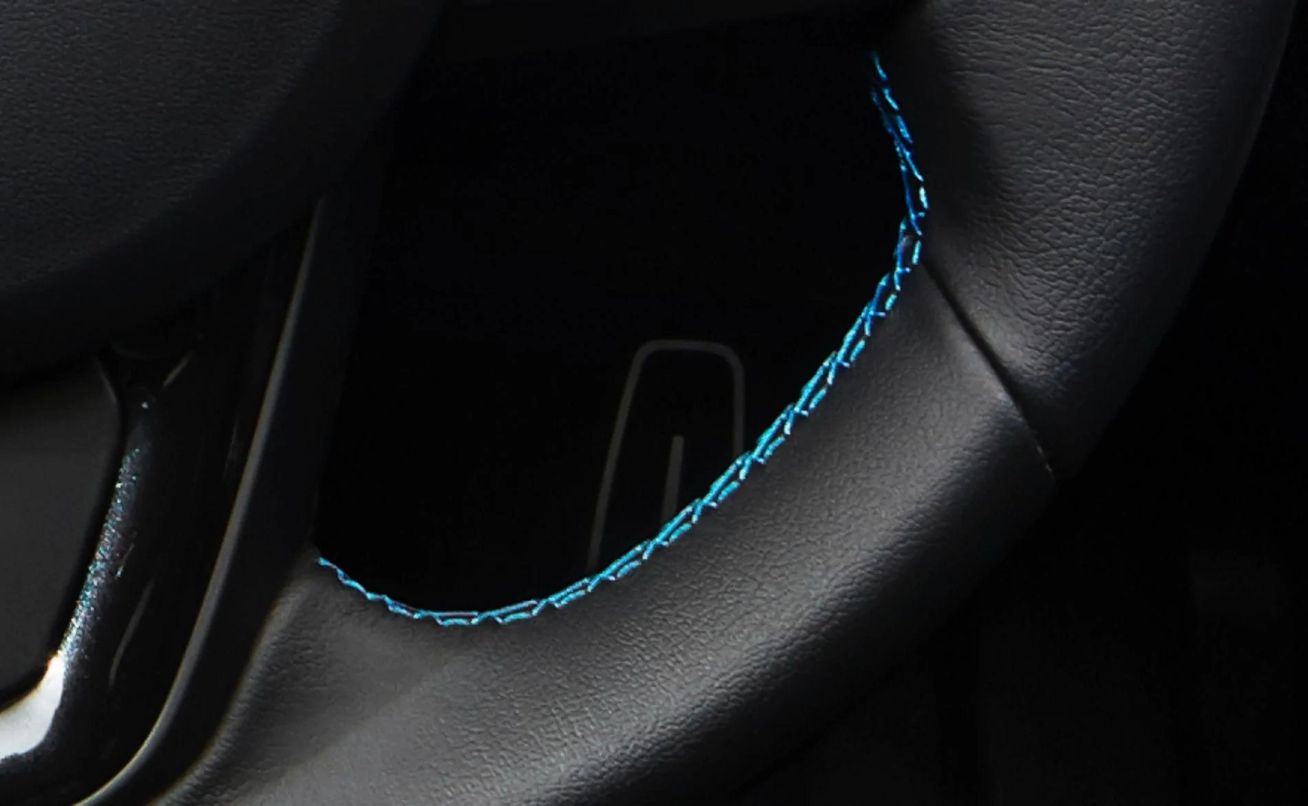 Toyota-GR-Supra-RZ-Horizon-Blue-Edition-JDM-spec-6.webp