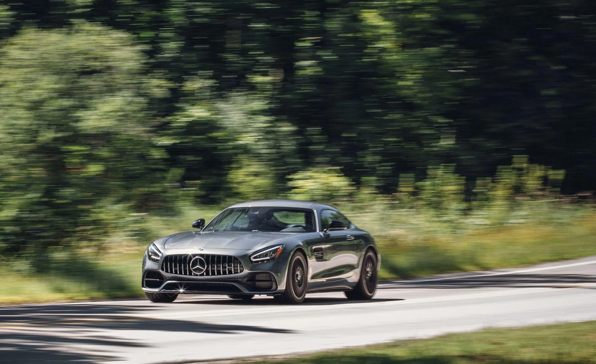 2020-mercedes-amg-gt-coupe-438-1581445295.webp