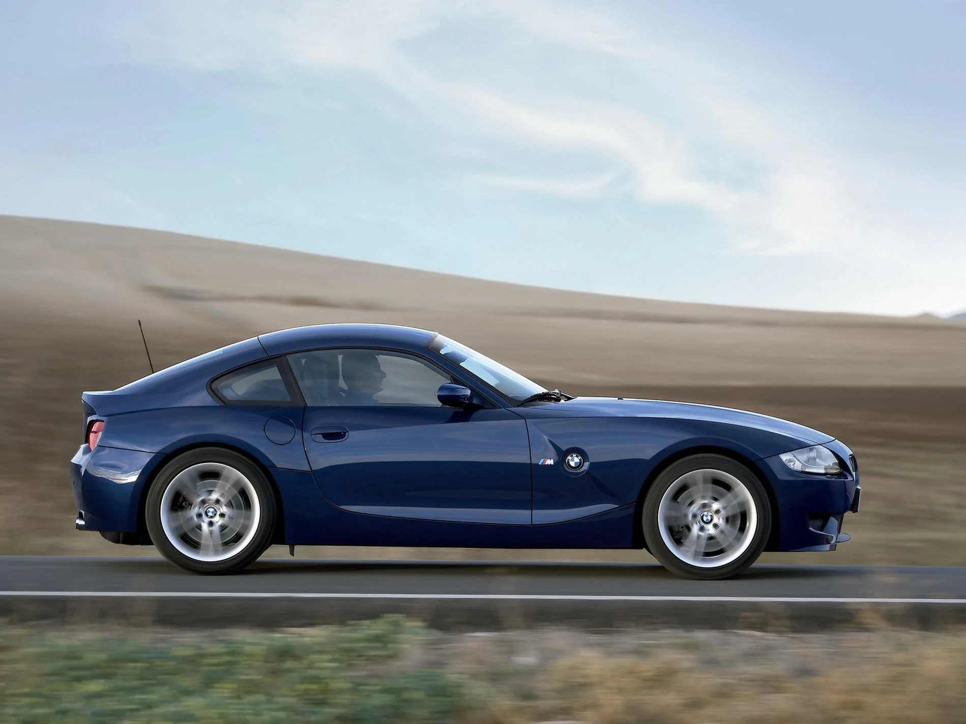 2006-BMW-Z4-M-Coupe-S-1920x1440.webp