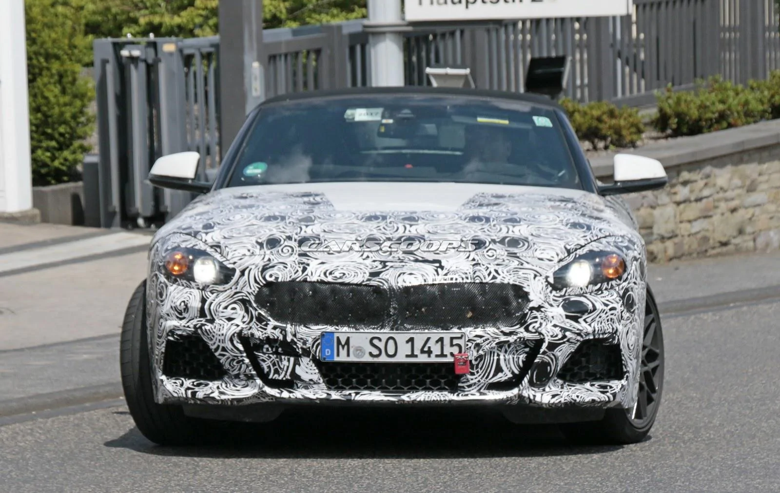 bmw-z4-latest-spyshots-1.webp