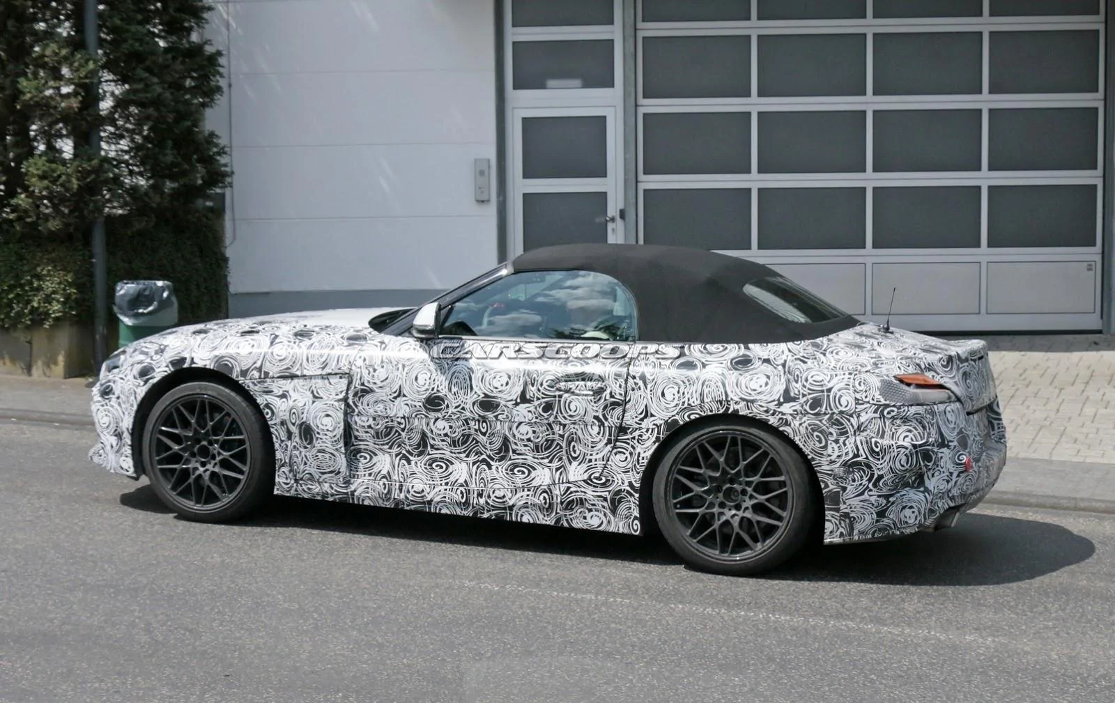 bmw-z4-latest-spyshots-8.webp