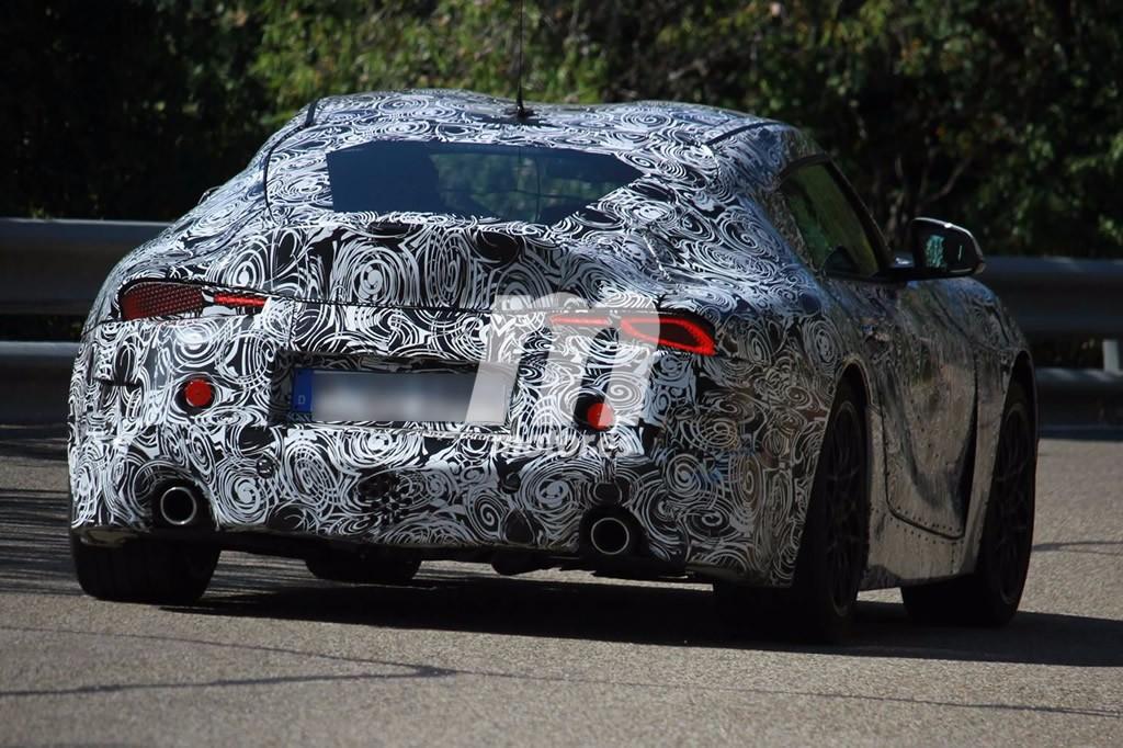toyota-supra-pilotos-traseros-exclusiva-201738512_1-jpg.jpg