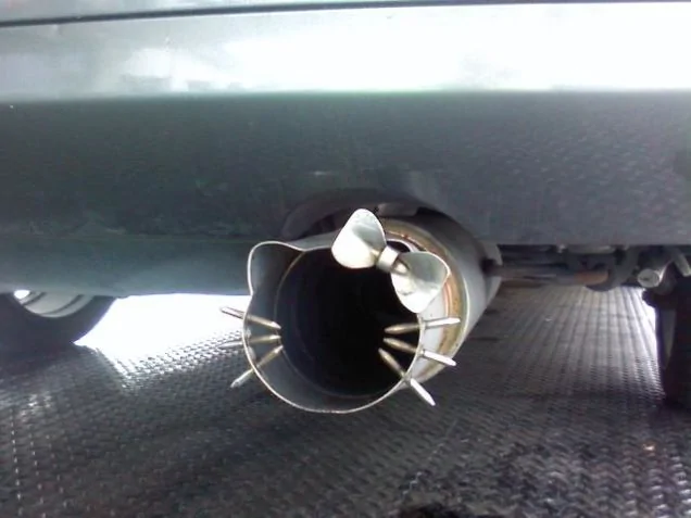 hello kitty exhaust.webp