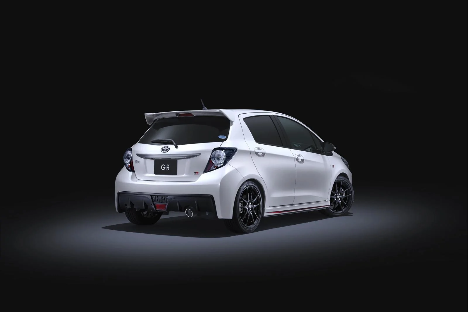 toyota-gr-20170919_01_04.webp