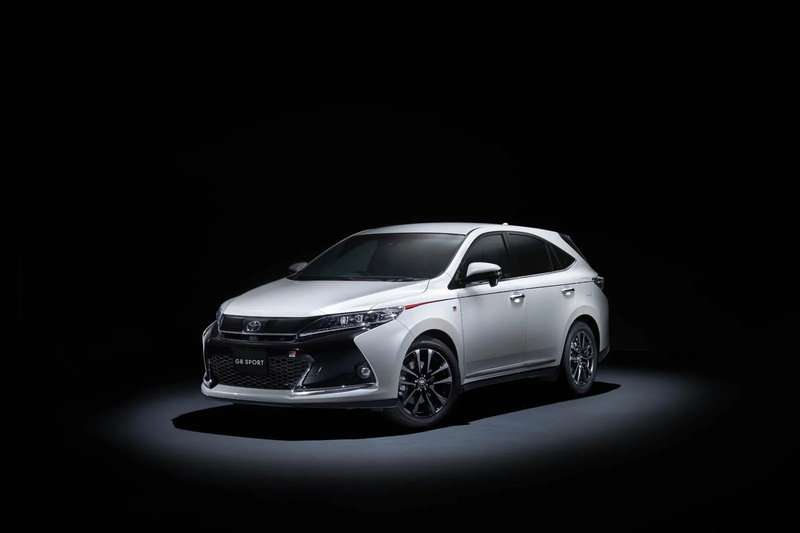 toyota-gr-20170919_01_20.webp