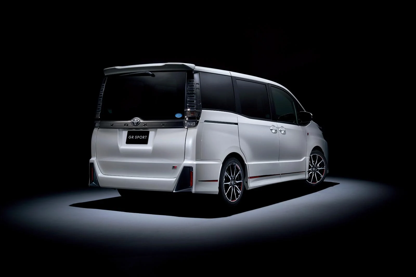 toyota-gr-20170919_01_30.webp