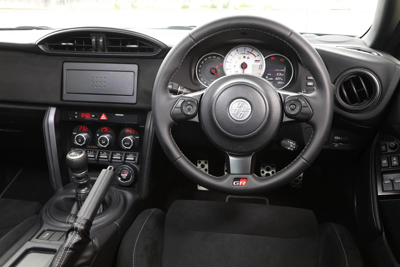 toyota-gr-20170919_01_40.webp