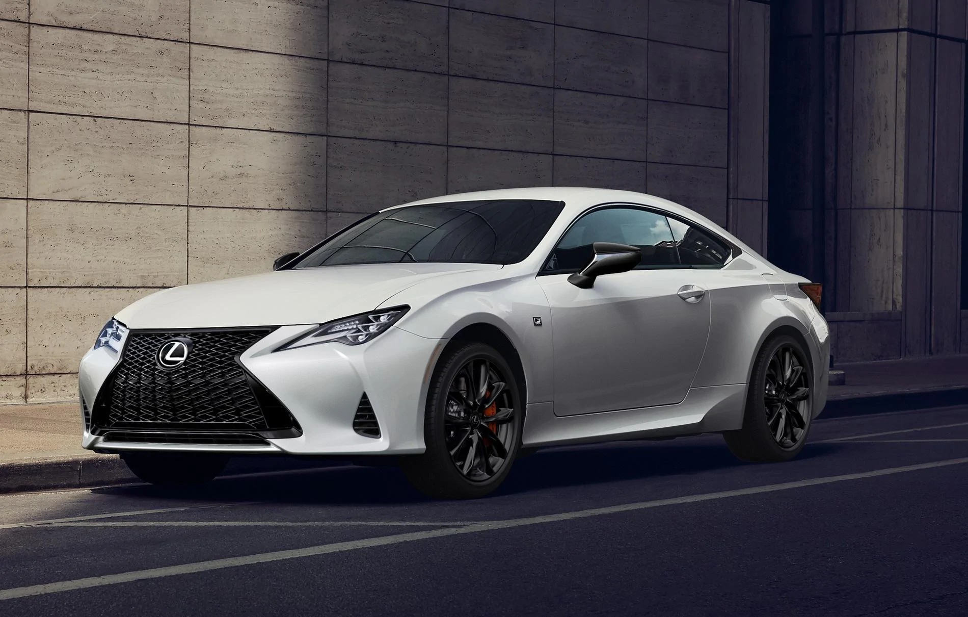 2021-Lexus-RC-Black-Line-07.webp