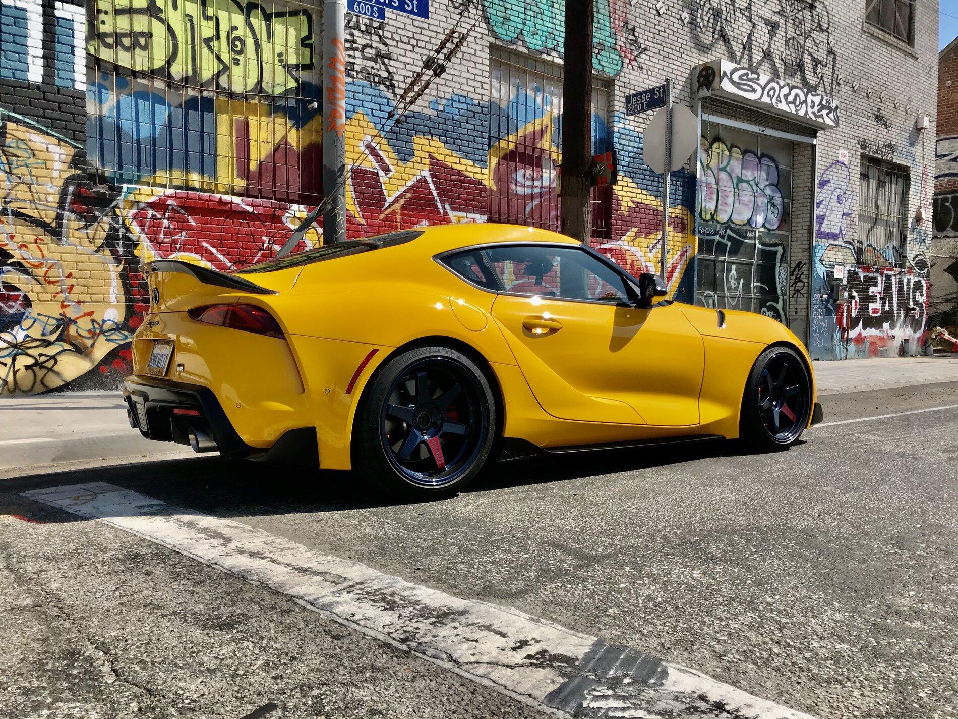 GRAFFITI SUPRA 1.jpg
