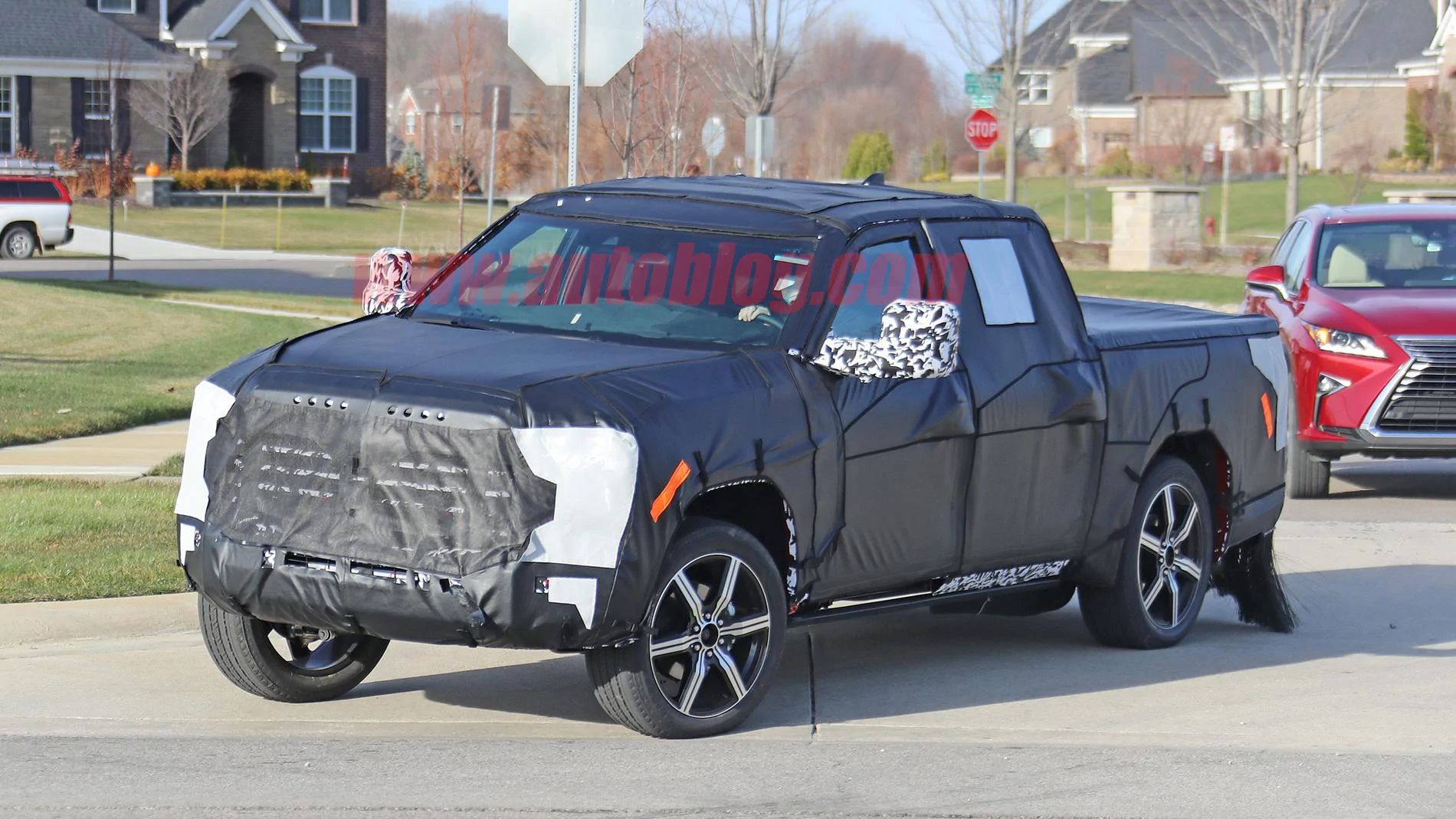 Toyota_Tundra_004.webp