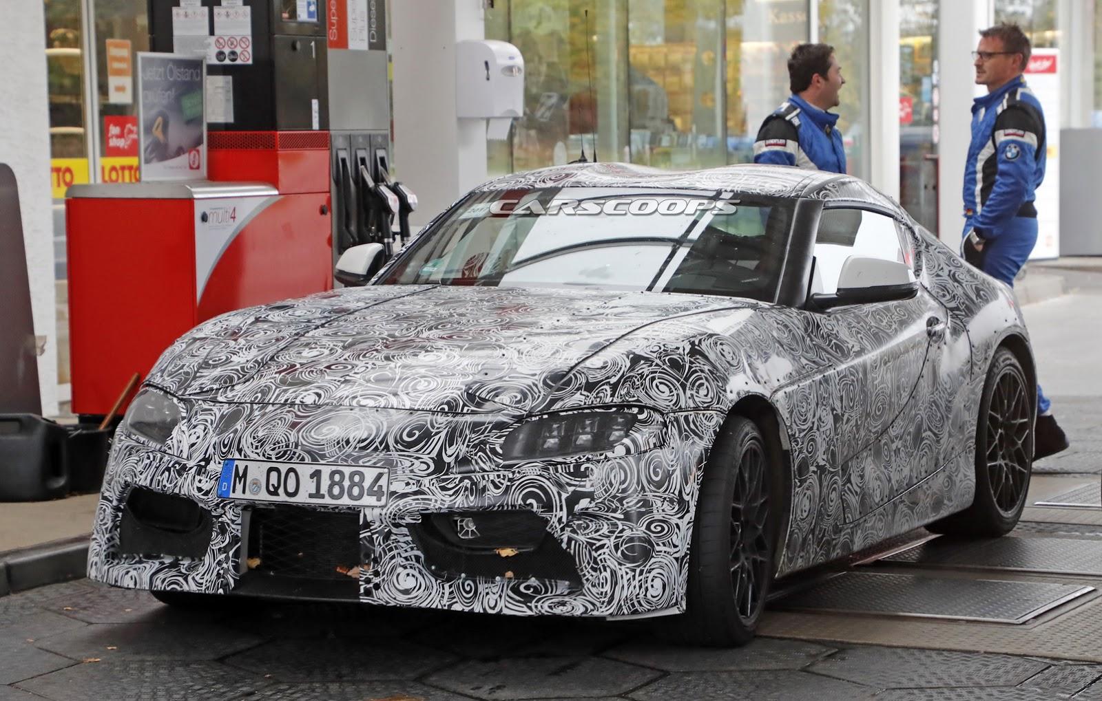 toyota-supra-real-lights-spy-10.jpg