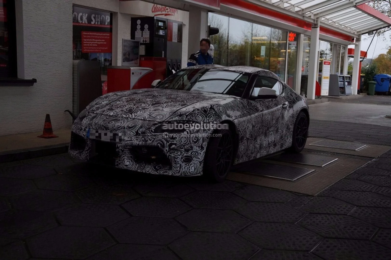 spyshots-2019-toyota-supra-looks-svelte-at-nurburgring_63.webp