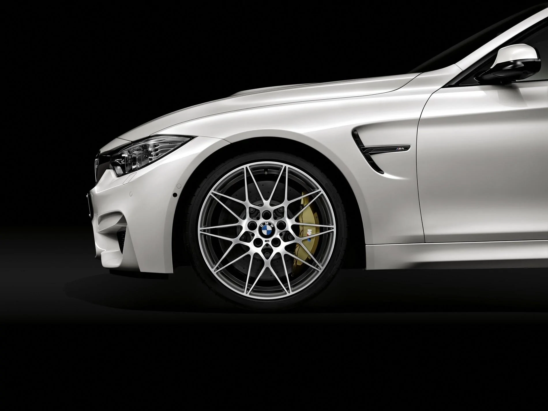 bmw-unveils-competition-package-for-m3-and-m4-photo-gallery_3.webp