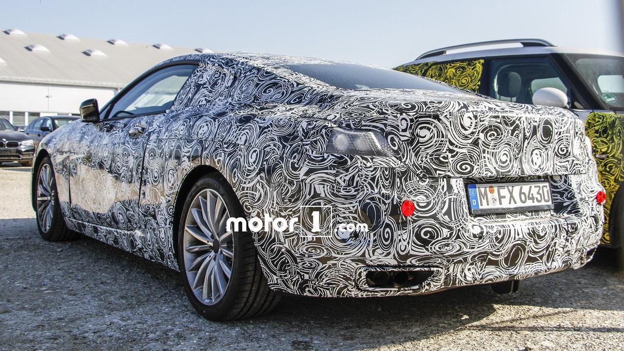 bmw-8-series-spy-photos.jpg