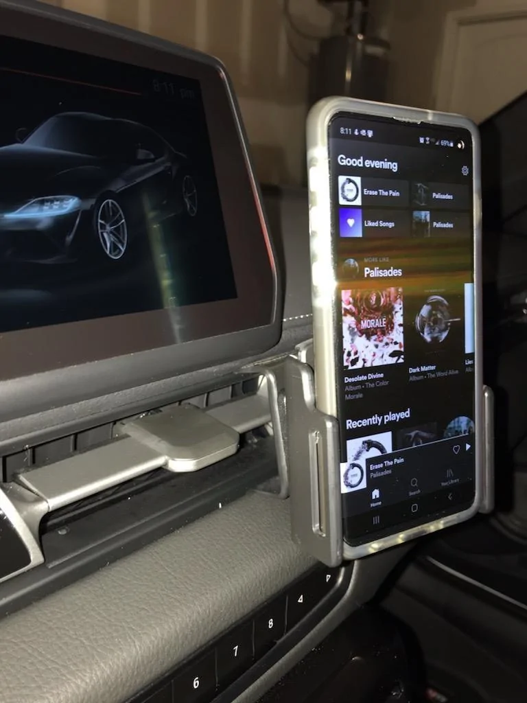 phone mount 2.jpg